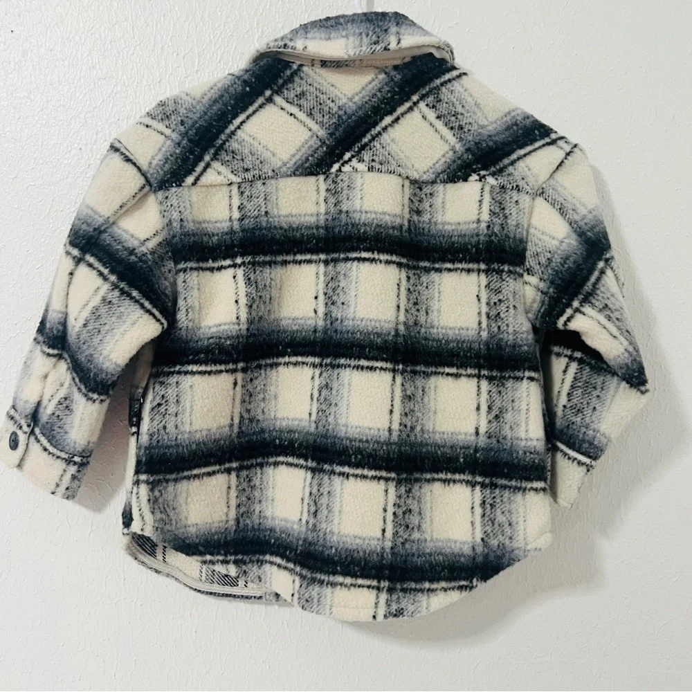 GAP Kids Size XS Plaid Shacket Black and White EUC Preppy Casual Flap Pockets